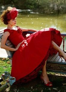 Short red wedding dress