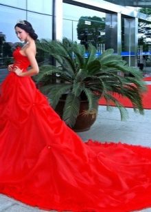 Red wedding dress