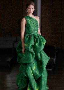 Evening dresses from Naeem Khan green