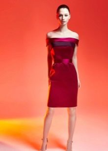 Red evening dress short of satin