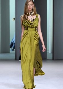 Green evening dress made of chiffon