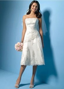 Wedding dress with midi corset