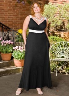 Black and white evening dress for a full wedding