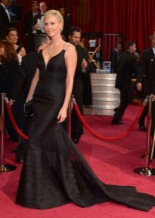 Evening dress Charlize Theron