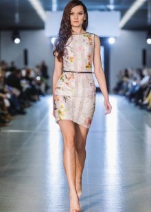 Evening dress from Oksana Mucha lace short