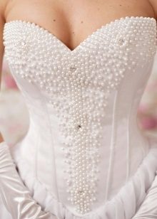 Pearl Decorated Wedding Corset