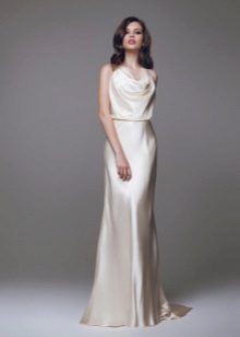 Wedding dress Ivory color free cut