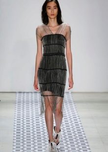 Short evening dress with fringe