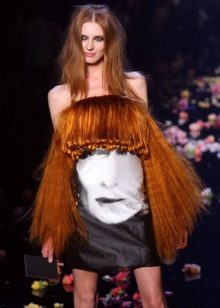 Evening dress with hair