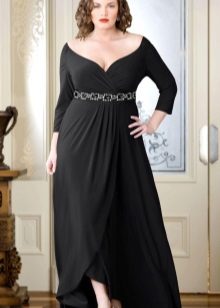 Evening dress with a deep neckline and smell for size 54