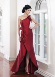 Gorgeous satin evening dress