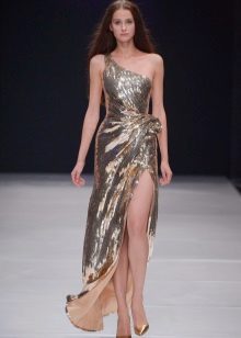 Evening dress on one shoulder with a slit