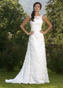 Wedding dress from the Brilliant collection from Hadassa with lace