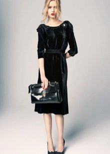 Strict velvet dress