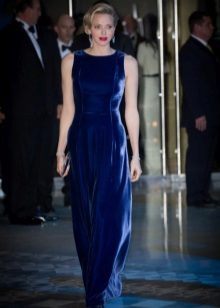 Blue velvet dress to the floor