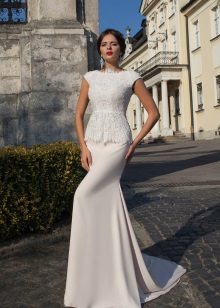 Straight Classic Wedding Dress with Basque