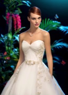 A wedding dress from the Kookla Moon Light collection with a belt