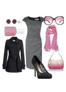 Gray dress and pink accessories