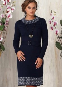 Winter knitted dress with a collar