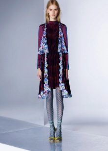 Color dress with fancy tights