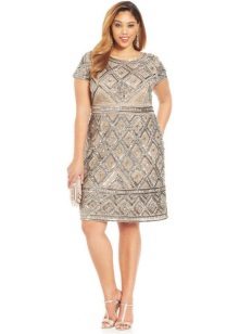 Dress medium length for full, hides the belly