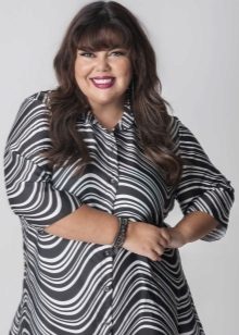 Dress with a pattern for a full low woman