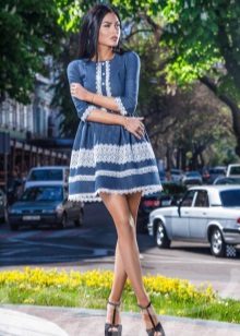 Dress with lace stripe