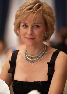 Chanel style diamond necklace