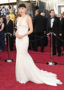 Long year dress with a train