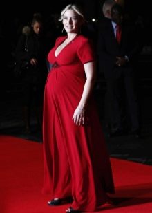 Red long dress with short sleeves for pregnant women