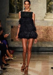 Dress trapezoid with fringe