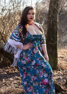 Dress with floral ornament for full