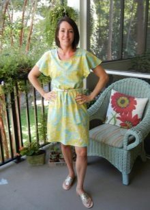 Fitted dress from staples with sleeves-wings