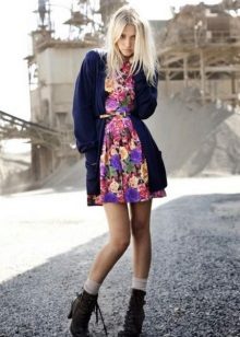 Cardigan with a dress with roses