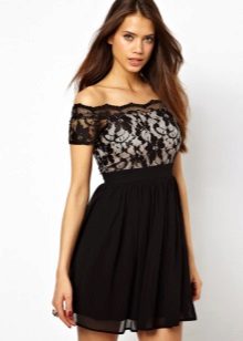 Dress with raglan sleeves and angelica neckline