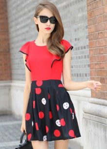 Dress with frill shoulders