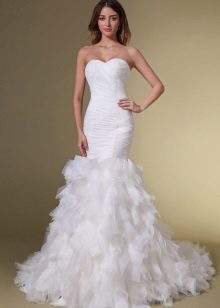 Wedding dress-year with frill