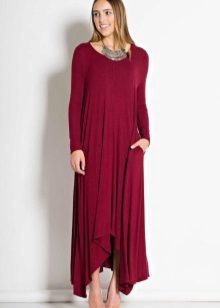 Long dress trapeze to the floor