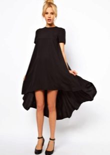 Black dress trapeze