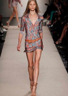 Dress tunic at a fashion show