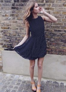 Casual dress with small polka dots