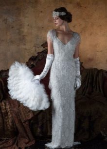 Retro dress with pearls