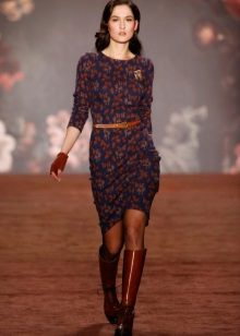 Sleeve style dress with sleeve