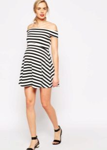 Striped dress for pregnant
