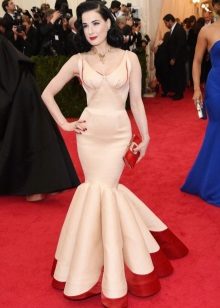 Dita Von Teese with hourglass figure