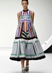 Dress with an unusual pattern for thin