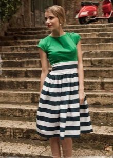 Two-tone dress with a high waist