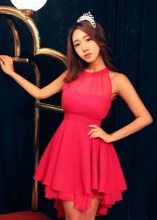 Pink dress with a high waist with a multi-layered skirt