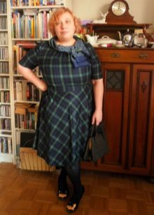 Mid-length check dress for obese women