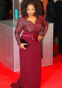 Burgundy long dress of lace and sleeves for full